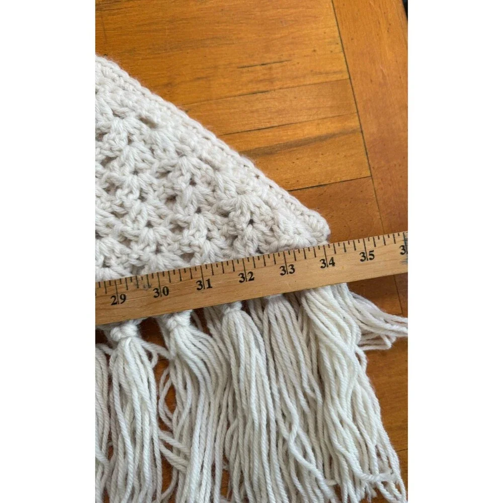 Handmade Ivory Crochet Fringe Shawl Wrap Grannycore Stevie Nicks Cottagecore - Picture 13 of 14